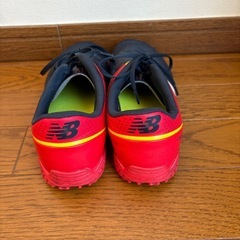 ニューバランス フットサルシューズの画像