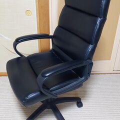 オフィスチェアの画像