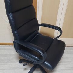オフィスチェアの画像
