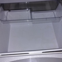 冷蔵庫　HITACHI R-S270DMVの画像