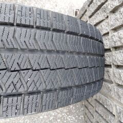 1シーズン走行 バリ溝 ブリヂストン BLIZZAK スタッドレスタイヤ＋ホイール付 ４本セットの画像