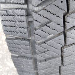 1シーズン走行 バリ溝 ブリヂストン BLIZZAK スタッドレスタイヤ＋ホイール付 ４本セットの画像