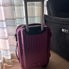 【難あり】キャリーケース
の画像