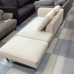 🛋️春日市🛋️2Pオットマン付きソファ🛋️2人用🛋️ソファ🛋️白色🛋️かわいい🛋️定価42,800円🛋️No2173の画像