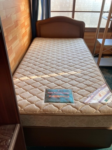 Sealy 定価15万以上　シーリーシングルベッド