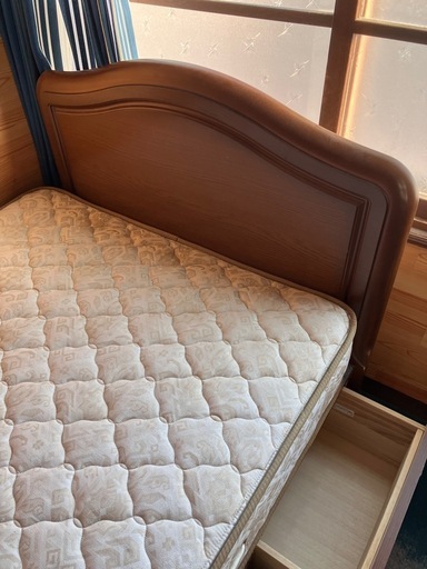 Sealy 定価15万以上　シーリーシングルベッド