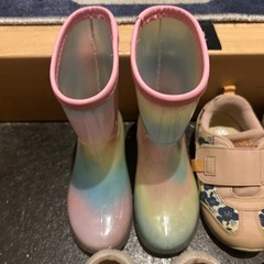 キッズ　ベビーシューズ　靴　長靴　スニーカー　アシックス等の画像