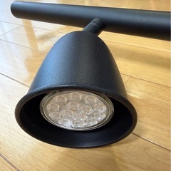 SKURUP スクルプ シーリングトラック スポットライト3個, ブラックの画像