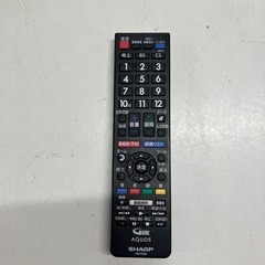 ロ2511-715SHARP 液晶カラーテレビ 2T-C32AE1 2020年製　リモコン付き　地上波のみ動作確認済み　キズ汚れ有りの画像