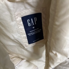 GAP ダウンジャケット アイボリー Mサイズの画像