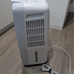 SHARP CM-N100-W 衣類乾燥機・除湿機 の画像