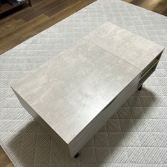 テーブルの画像