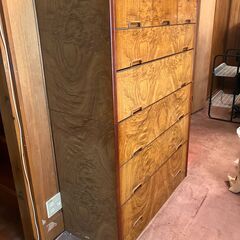 上下分割式　衣装箪笥　鍵付鍵あり　の画像