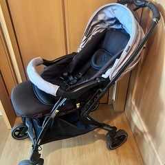 ピジョン　ランフィRB2 両対面式A型ベビーカー(2022年モデル)の画像