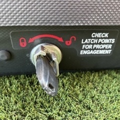 ルーフボックス　ルーフキャリア　Thule Force Cargo Box, XLの画像