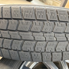 スタッドレスタイヤ　195/60R16 ナット付きの画像