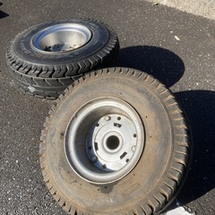 ジャイロのタイヤ、マフラージャンク品の画像