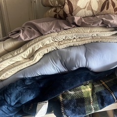 布団　敷布団　毛布の画像
