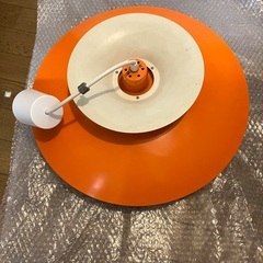 照明器具　ランプシェードの画像