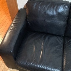 ソファ　ブラック　合皮　IKEAの画像