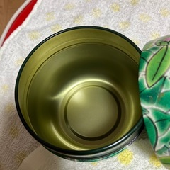 茶葉入れ缶の画像