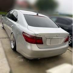 レクサス LS460 左ハンドルls600hlの画像