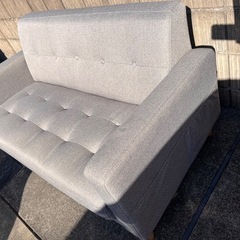 2〜3人がけソファ グレーの画像