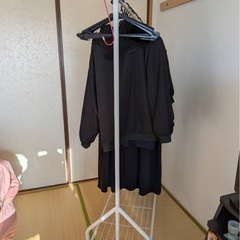 ハンガーラックの画像