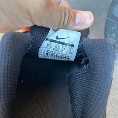 ナイキ　キッズ　スニーカー　ブラック　19.0　の画像