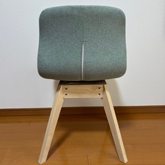 ニトリ 回転式ダイニングチェアの画像