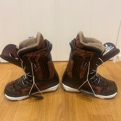 BURTON EMERALD スノーボードブーツの画像