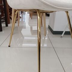 ★リユースのサカイ日立店★HJ8442  チェア ホワイト H87×D55×W50 クリーニング済み の画像