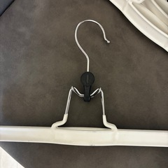 スカート、ズボンハンガー5本セットの画像