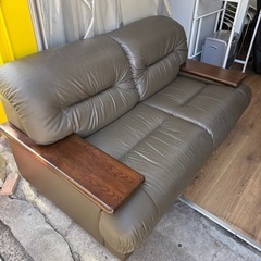 本革　ソファ　ブラウンの画像