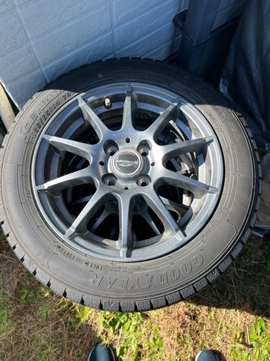 ルーミー用スタッドレスタイヤ＆アルミホイール