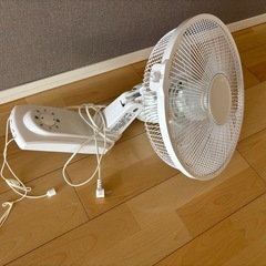これからの暖房空気循環に最適🎵壁掛け扇風機◾️中古の画像
