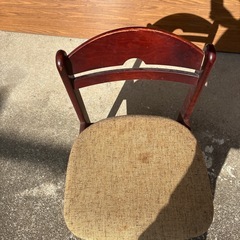 無料　カリモク　チェア　椅子の画像