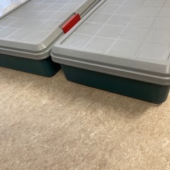 RVボックス2個　の画像