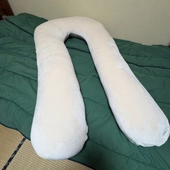U字抱き枕
の画像