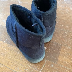 ムートンブーツの画像