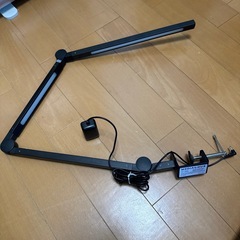 【差し上げます】デスクライトの画像