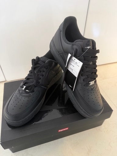 新品　Nike Air Force 1 Supreme ブラック シュプフォース