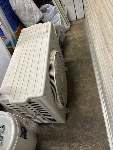 エアコン　２.２kw 中古