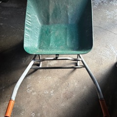 一輪車　運搬用　ネコの画像