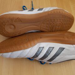 adidas gloro ホワイトシューズ　26cmの画像