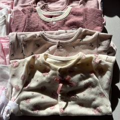 美品‼️50〰️60cm肌着とロンパースの画像