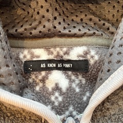 アズノゥアズピンキー フード付きベストサイズMくらい古着の画像