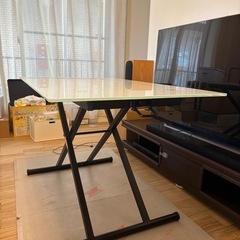 ニトリ昇降テーブル
の画像