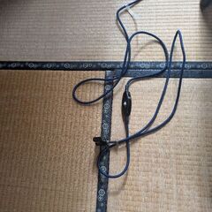 コタツと足温器を売りますの画像