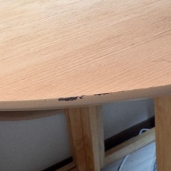 折りたたみテーブルの画像